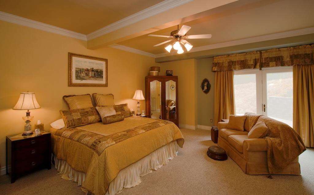 Idahome Bed And Breakfast Post Falls Room photo