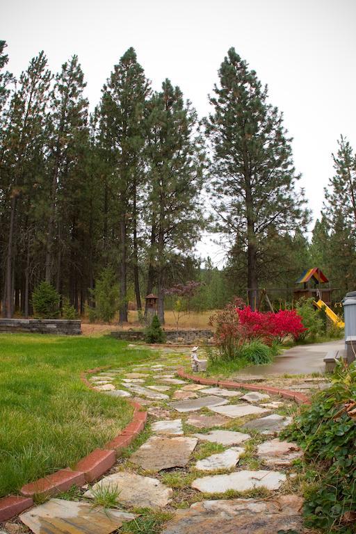 Idahome Bed And Breakfast Post Falls Exterior photo